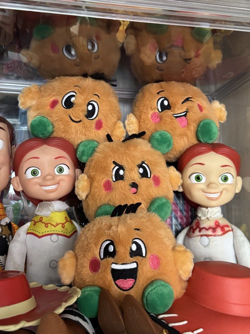 Potato Corner Baby Poco Keychain Series 1 (Category: Plushies & Soft Toys) located in Manila. Submitted by marco.21 (Listing ID 1470280591, Image 2). Description: Series 1 po eto yung unang labas na baby poco pm me nalang po thankyou!☺️.