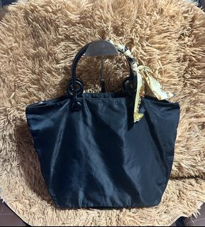 (Category: ) located in . Submitted by thrift-to-thrift-ukay (Listing ID 1470294277, Image 1). Description: .