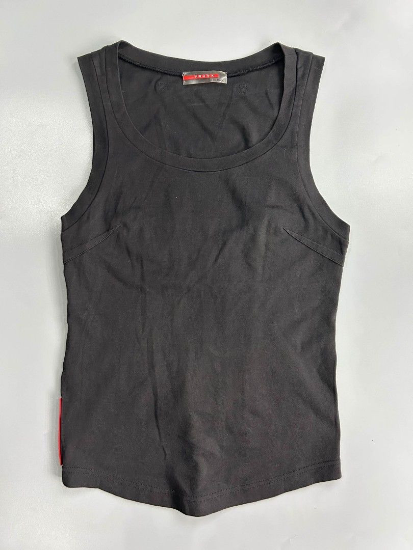 Prada sports sleeveless (Category: Activewear) located in Santa Rosa. Submitted by _ba_mo_si_ (Listing ID 1470143672, Image 1). Description: Xsmall 13-15 width 21 length Plus sf Dm.