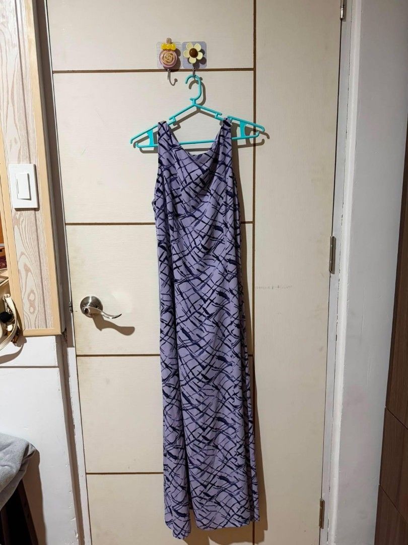 PRE-LOVED DRESSES (Category: Dresses) located in Santa Rosa. Submitted by gyu3679 (Listing ID 1470170311, Image 2). Description: .