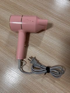 (Category: ) located in . Submitted by an.declutters (Listing ID 1470197074, Image 1). Description: .