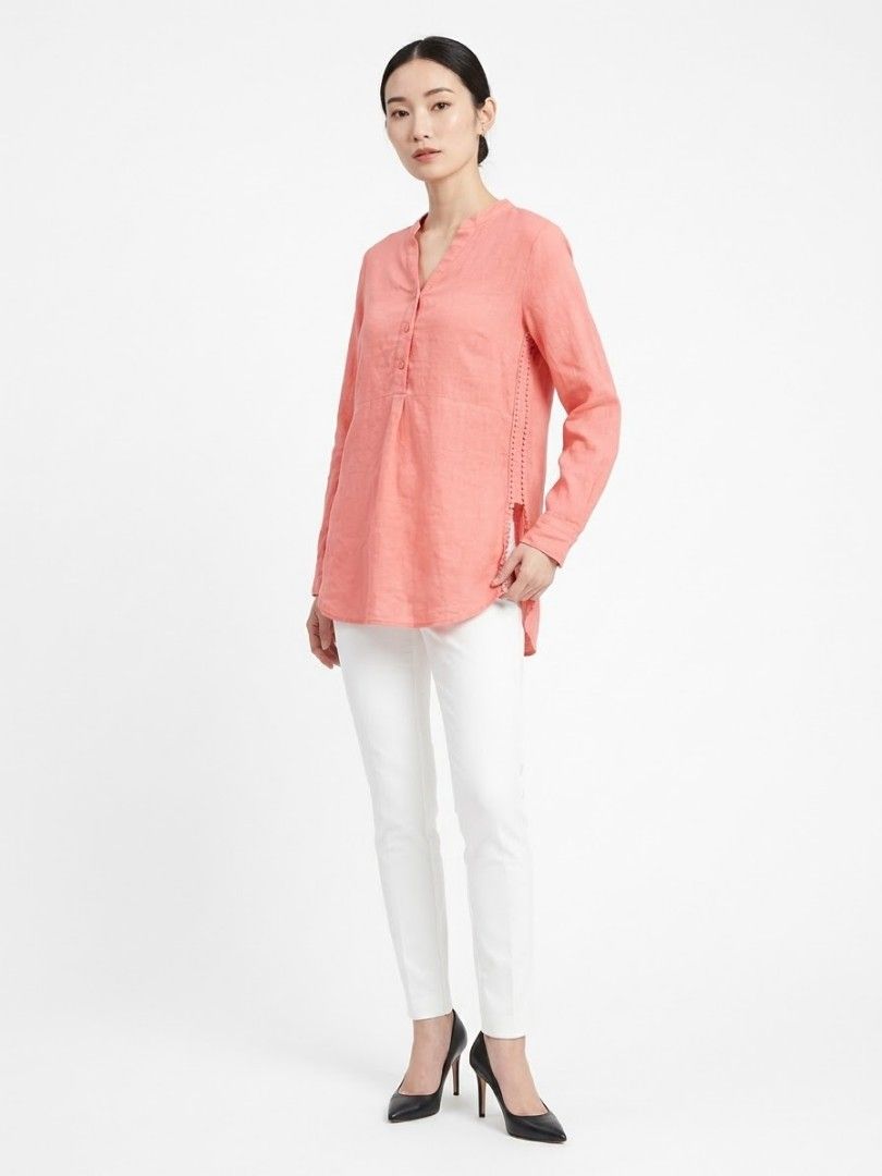 PREMIUM LINEN BASIC BLOUSE (Category: Blouses) located in Sepang. Submitted by twolips.wardrobe (Listing ID 1470304267, Image 2). Description: FREE POSTAGE SEMENANJUNG ✔️ SS POSTAGE + RM15 ❤️❤️❤️❤️❤️❤️❤️❤️ PLEASE BACA SEBELUM BELI: ❤️ ADA 7 OWNER BAJU DALAM NI. 2 admin ❤️ BAJU DARI PELBAGAI SOURCES (ada new item/ warehouse sale/ custom/preloved / yang tak berkenan beli kat seller lain pun akan diletgo semula di sini, etc) ❤️ TAK SESUAI UNTUK FUSS