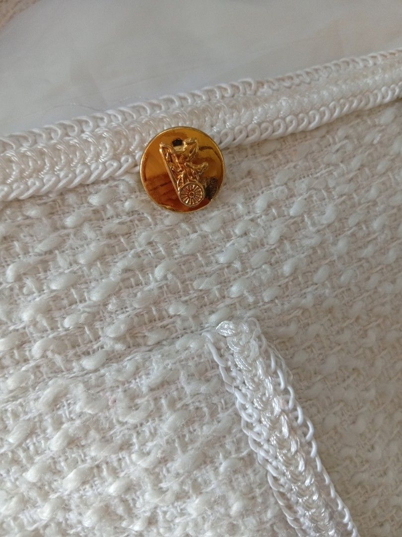 Premium Pure White Tweed Blazer (Category: Coats, Jackets and Outerwear) located in Rizal. Submitted by tweeds_by_n (Listing ID 1470205814, Image 2). Description: size: small — no issues/flaws — complete buttons — with inner lining — working all pockets — color may vary due to lighting — buyer will shoulder the shipping fee — prem quality! mop: gcash mod: jnt or lalamove 📍 Binangonan, Rizal. . 📩DM us if interested!.