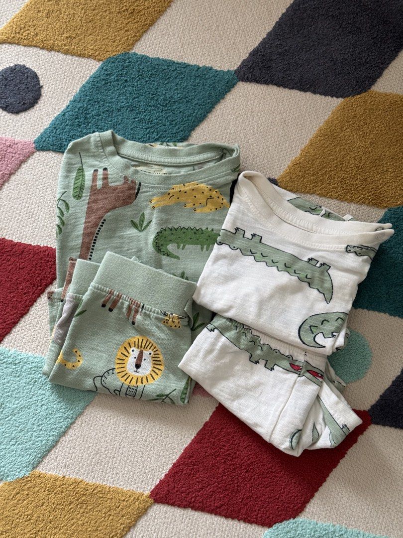 Primark set (2 sets) (Category: Babies & Kids Fashion) located in Shah Alam. Submitted by shazishak (Listing ID 1470189883, Image 1). Description: - 2 sets of 2 (tops and shorts included) - Made from soft, comfortable cotton great for bedtime - Clean condition, well-maintained, and ready for a new owner -Self pick up sek 22 shah alam.