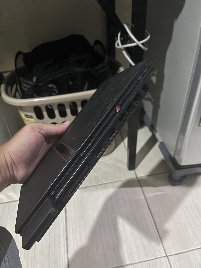 PS2 with controller (untested) (Category: PlayStation) located in Manila. Submitted by chodez (Listing ID 1470181824, Image 2). Description: .