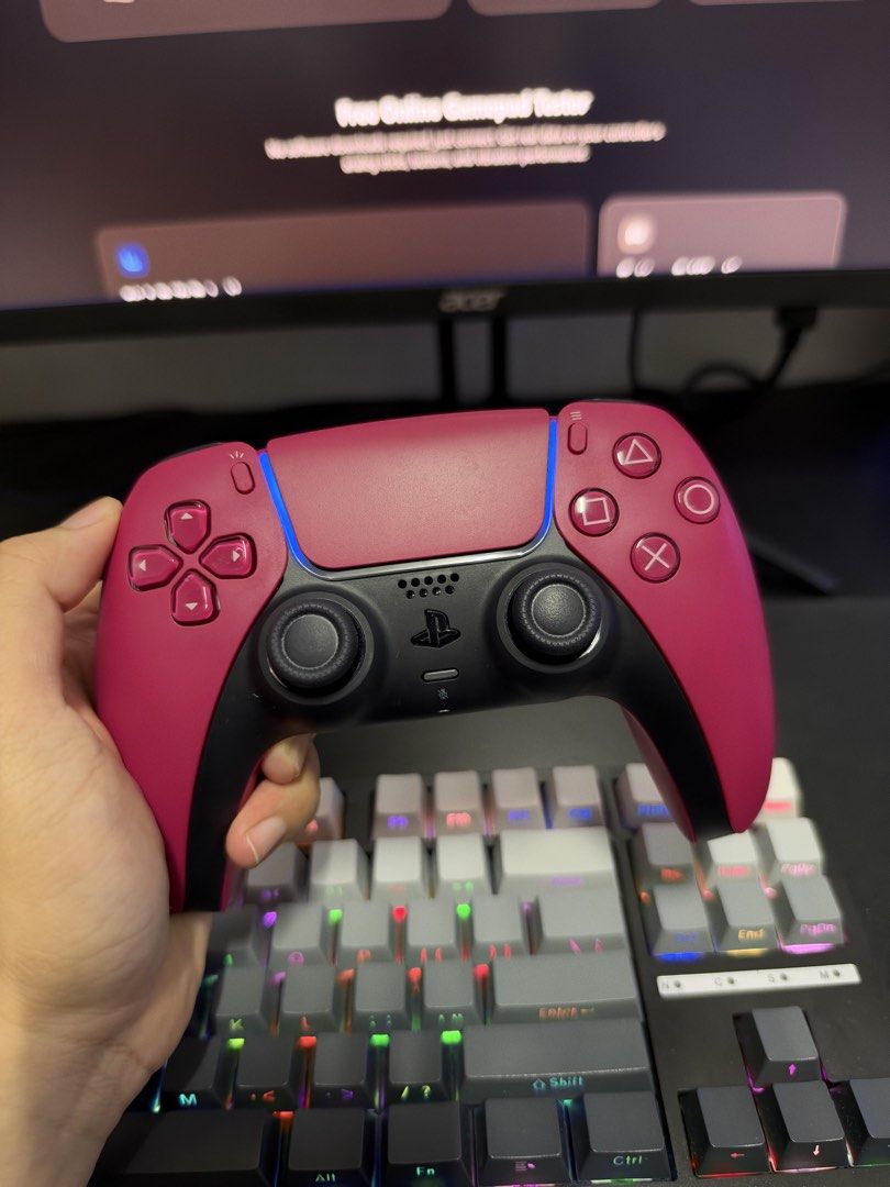 PS5 Controller (Category: Controllers) located in Batu Berendam. Submitted by fizullz (Listing ID 1470274256, Image 2). Description: PS5 controller for sale pm for full details all good.