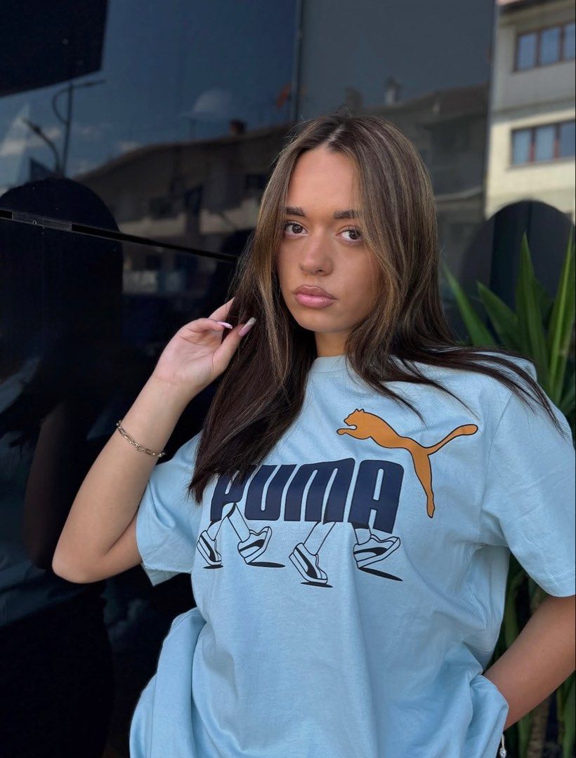 PUMA GRAPHIC SNEAKER UNISEX TEE in Size Medium (Category: Formal Shirts) located in General Trias. Submitted by hiraethcullen (Listing ID 1470333289, Image 2). Description: PUMA GRAPHIC SNEAKER UNISEX TEE in Size Medium Dimes: 20x28 Brandnew Complete Tags 📍General Trias, Cavite Direct JNT or Lalamove.