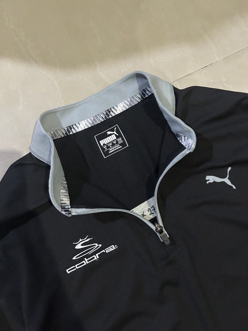 Puma x Cobra Golf Quarter Zip Pullover Black (Category: Coats, Jackets and Outerwear) located in San Fernando. Submitted by thrift_lang_ni_kim (Listing ID 1470333604, Image 3). Description: ⬇️ DETAILS ⬇️ Puma x Cobra Golf Quarter Zip Pullover Black DIMENSIONS (INCHES) Width:21 Length:27 Best fit: M to L Color rate:9/10 Condition/Issue:Good condition Mine: ₱350 Minimum increment: ₱50 Already washed and ready to wear. 📌 Please check all photos car
