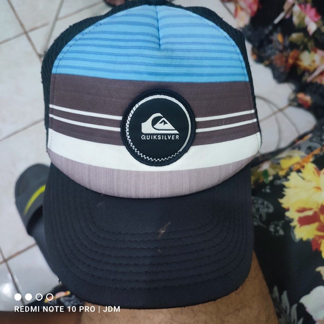 QuickSilver Multicolor Trucker Cap (Category: Caps & Hats) located in Antipolo. Submitted by klashnikov (Listing ID 1470220896, Image 1). Description: QuickSilver Multicolor Trucker Cap,Mesh cap, very light weight Size:OSFM Tags:Intact Condition:Very good Honest issue:used/snap female side see pics but still locks and hold Payment option:Bank transfer,gcash,cash ₱550 only Pwede videocall for legitimacy Pwede pickup sa aking munting garahe waze (J