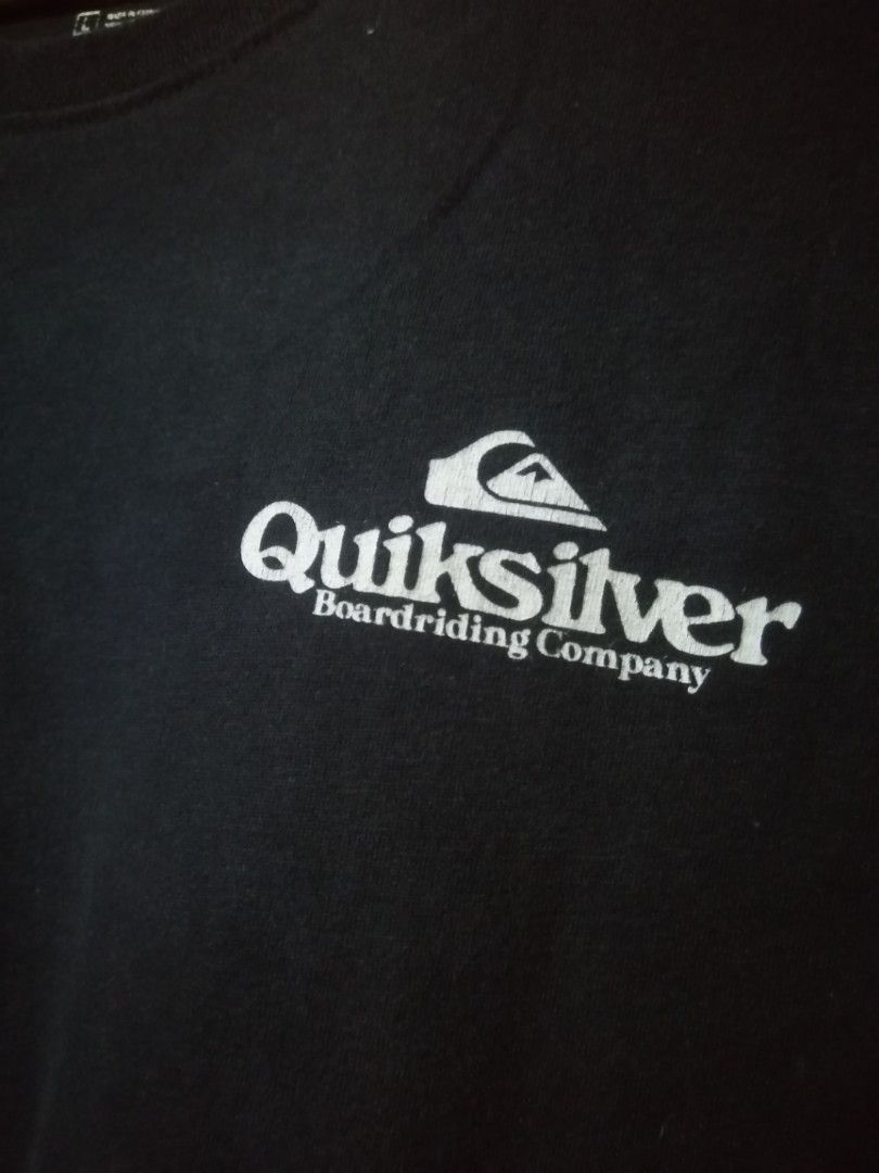Quiksilver shirt (Category: Tshirts & Polo Shirts ) located in Caloocan City. Submitted by anthriftdepot (Listing ID 1470267107, Image 3). Description: Dimes 27x22 (large on tag) Good condition Color rate 9 /10 Minimal stain last photo See photo for reference North Caloocan area.