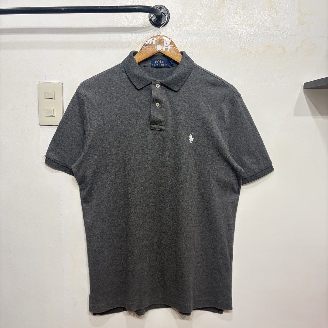 Ralph Lauren (Category: Tshirts & Polo Shirts ) located in Santa Rosa. Submitted by gardenofthrifts (Listing ID 1470182304, Image 1). Description: Shirt ₱1480 Small / Medium Width: 20.5 Length: 27 10/10 Condition Comment “Mine” below to purchase..