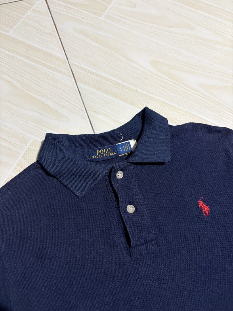 Ralph Lauren (Category: Tshirts & Polo Shirts ) located in Carmona. Submitted by arthrift.31 (Listing ID 1470336335, Image 3). Description: Width:19.5 Length:27/28 Condition:9/10 Colorrate:9/10 Issue:just pm me.