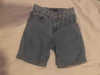 (Category: ) located in . Submitted by drpshop (Listing ID 1470200005, Image 1). Description: .