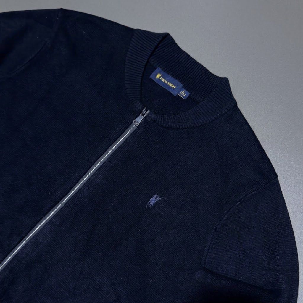 RALPH LAUREN Knitted Cardigan (Category: Coats, Jackets and Outerwear) located in Davao. Submitted by ckkb1821 (Listing ID 1470294088, Image 2). Description: RALPH LAUREN Knitted Cardigan Large (21 x 27") Excellent condition, no issue ₱1,499 only + SF.