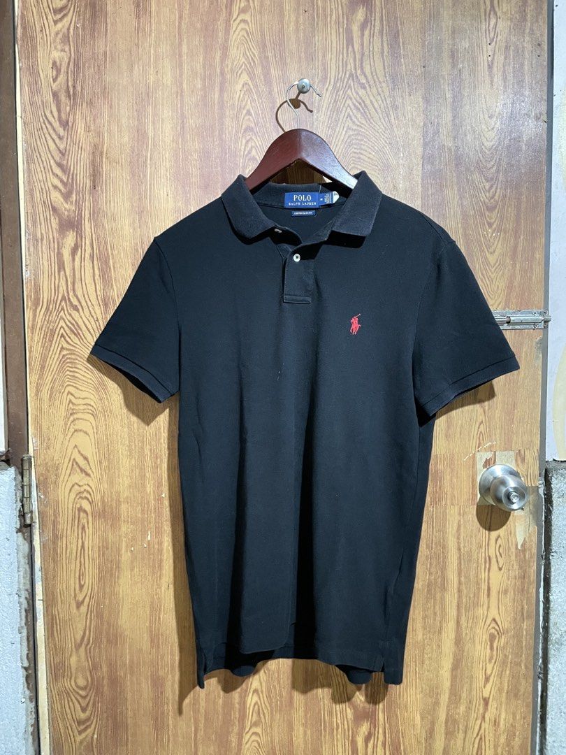 Ralph lauren Polo Shirt Black (Category: Formal Shirts) located in Manila. Submitted by cbthrift (Listing ID 1470144617, Image 2). Description: Ralphlauren polo shirt Black width: 20 Length: 26-27 Issue: minimal fade di naman halata sa collar Authentic already wash still Good condition color rate 9/10 Loc: Naga City,Bicol Courier: J&T Express open vc or vouch dm📩.