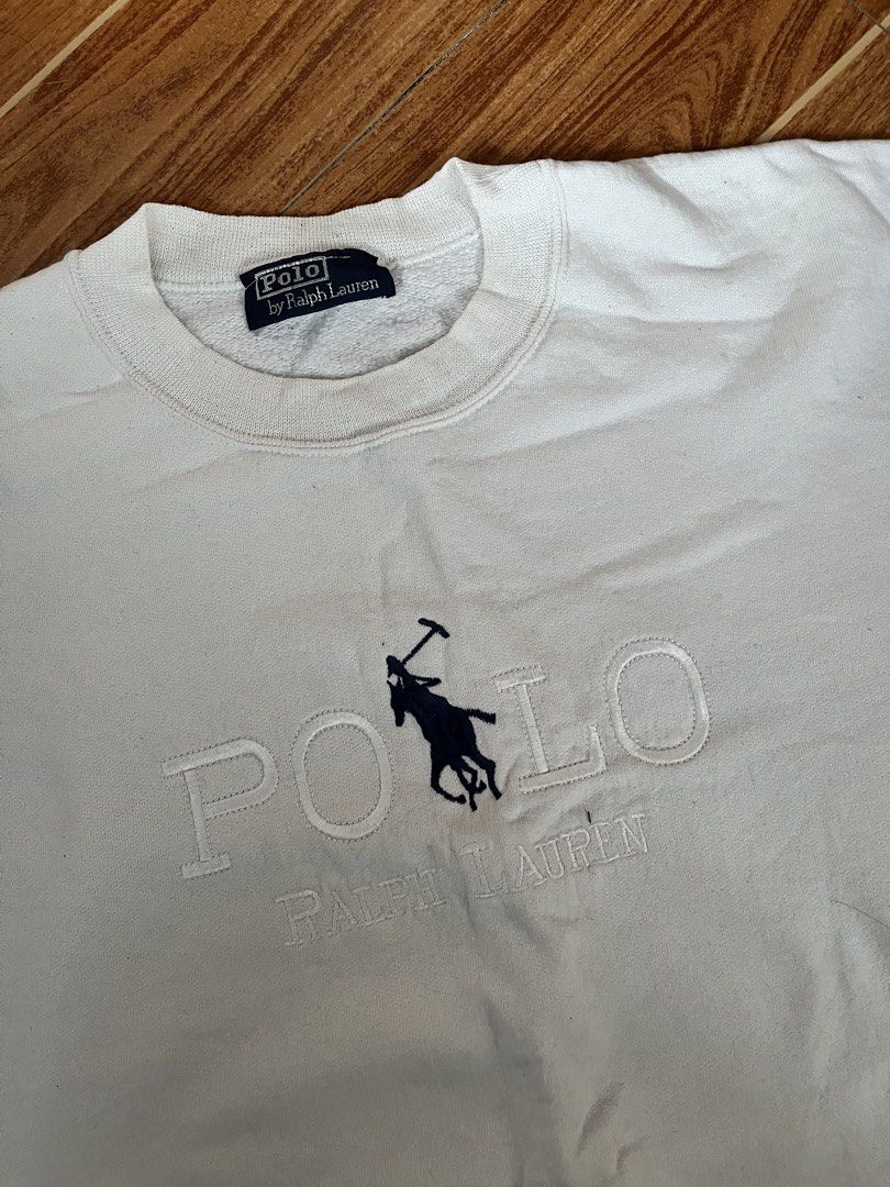 Ralph Lauren Sweater (Category: Coats, Jackets and Outerwear) located in Manila. Submitted by a.stmngo (Listing ID 1470169429, Image 2). Description: Size Large on tag Width 24 inches Length 28 inches Issue minimal dirt and stain needwash Good Condition 📍Manage your expectation. Item is thrifted. 📍Nagcarlan, Laguna.