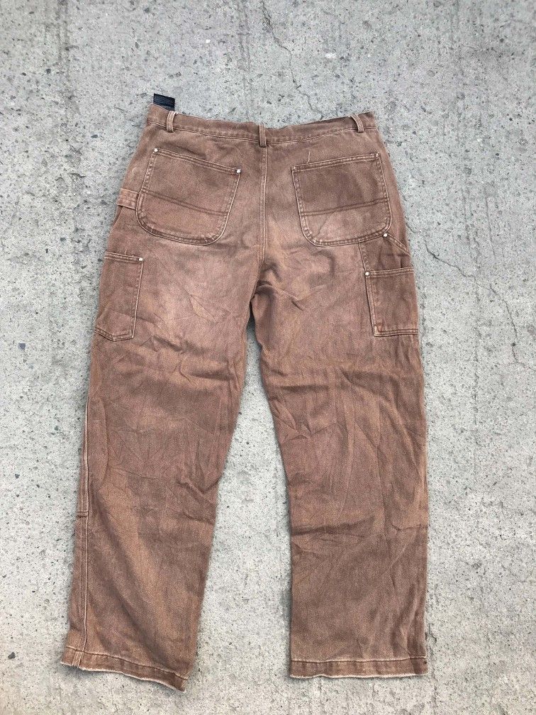 random double knee (Category: Jeans) located in General Trias. Submitted by thriftni_ocram (Listing ID 1470159900, Image 2). Description: 36 waistline.