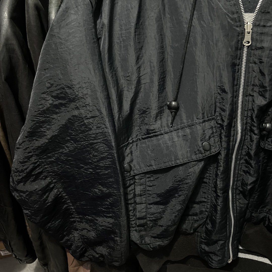 Random reversible bomber jacket (Category: Coats, Jackets and Outerwear) located in Baguio. Submitted by itsvintageclothing (Listing ID 1470266057, Image 3). Description: Length 25 Pit to pit 26.