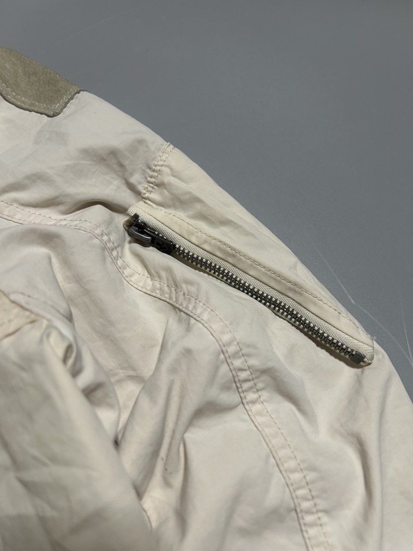 Rare Diesel 2000’s Y2k Flight Jacket (authentic) (Category: Coats, Jackets and Outerwear) located in Trece Martires City. Submitted by flip_flips (Listing ID 1470321172, Image 3). Description: Rare Diesel 2000’s Y2k Flight Jacket (authentic) -Dimes: 24 width 29 length -Excellent condition -9.5/10 color rate -issue: none -Need wash only.