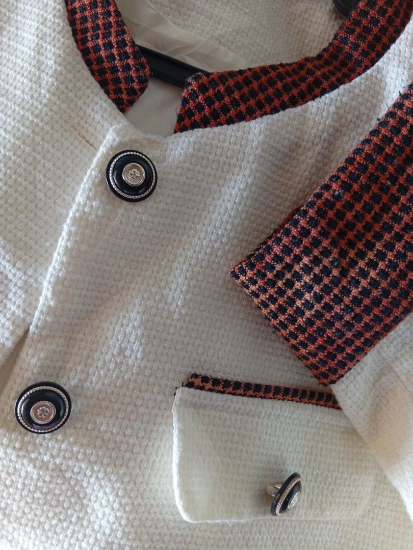 Rare Premium Tweed Blazer (Category: Coats, Jackets and Outerwear) located in Rizal. Submitted by tweeds_by_n (Listing ID 1470206507, Image 2). Description: size: small - med — no issues/flaws — complete buttons — with inner lining — RARE DESIGN — color may vary due to lighting — buyer will shoulder the shipping fee — prem quality! mop: gcash mod: jnt or lalamove 📍 Binangonan, Rizal. . 📩DM us if interested!.