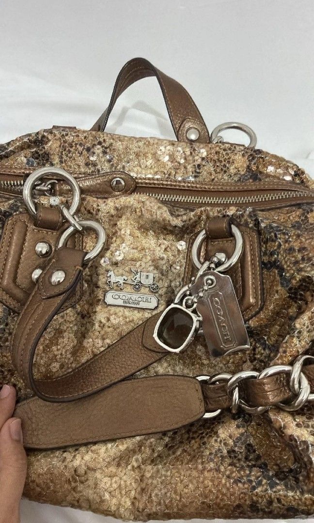 Rare Y2k Python Audrey Satchel Collectors Piece (Category: Purses & Pouches) located in Manila. Submitted by precy.gracr (Listing ID 1470311743, Image 2). Description: Original Coach Y2k Python Audrey Satchel Collectors Piece pristine condition comes with original dust bag and hangtag genuine python skinned exterior.