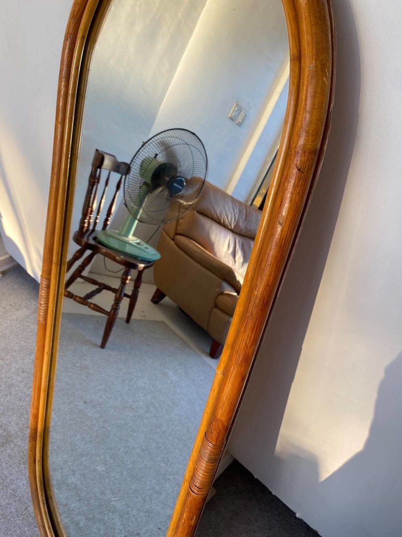 Rattan Oval Mirror (Category: Mirrors) located in Manila. Submitted by elliefurnies31 (Listing ID 1470273106, Image 2). Description: "JAPAN SURPLUS" RATTAN OVAL MIRROR SIZE: 18L" x 50H" inches (AS-IS ITEM) IN GOOD CONDITION.