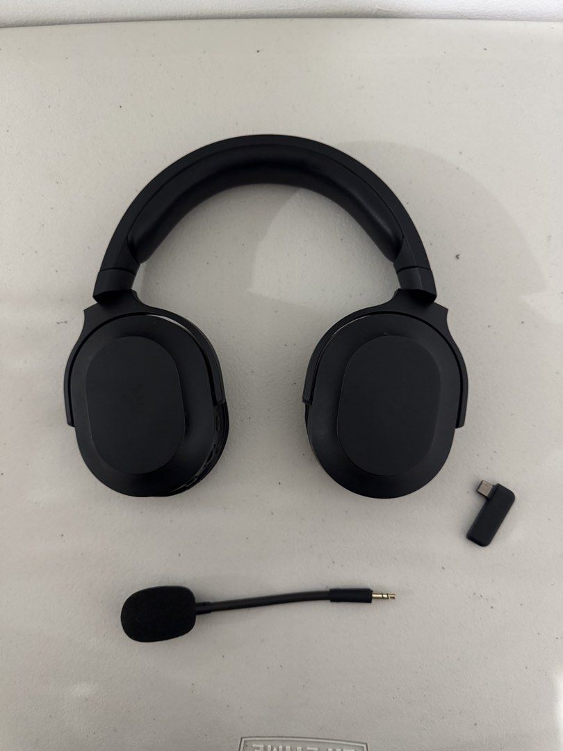 Razer Barracuda X (Category: Headphones & Headsets) located in Manila. Submitted by joshuangel81376 (Listing ID 1470309782, Image 1). Description: - Brand: Razer - Color: Black - Audio & Mic: Clear sound for gaming and good microphone with foam cover - Connectivity: USB-C wireless dongle included, or Bluetooth. - Condition: Clean, well-maintained, and 100% working Meet-up Manila, or Metro Manila Delivery Lalamove.
