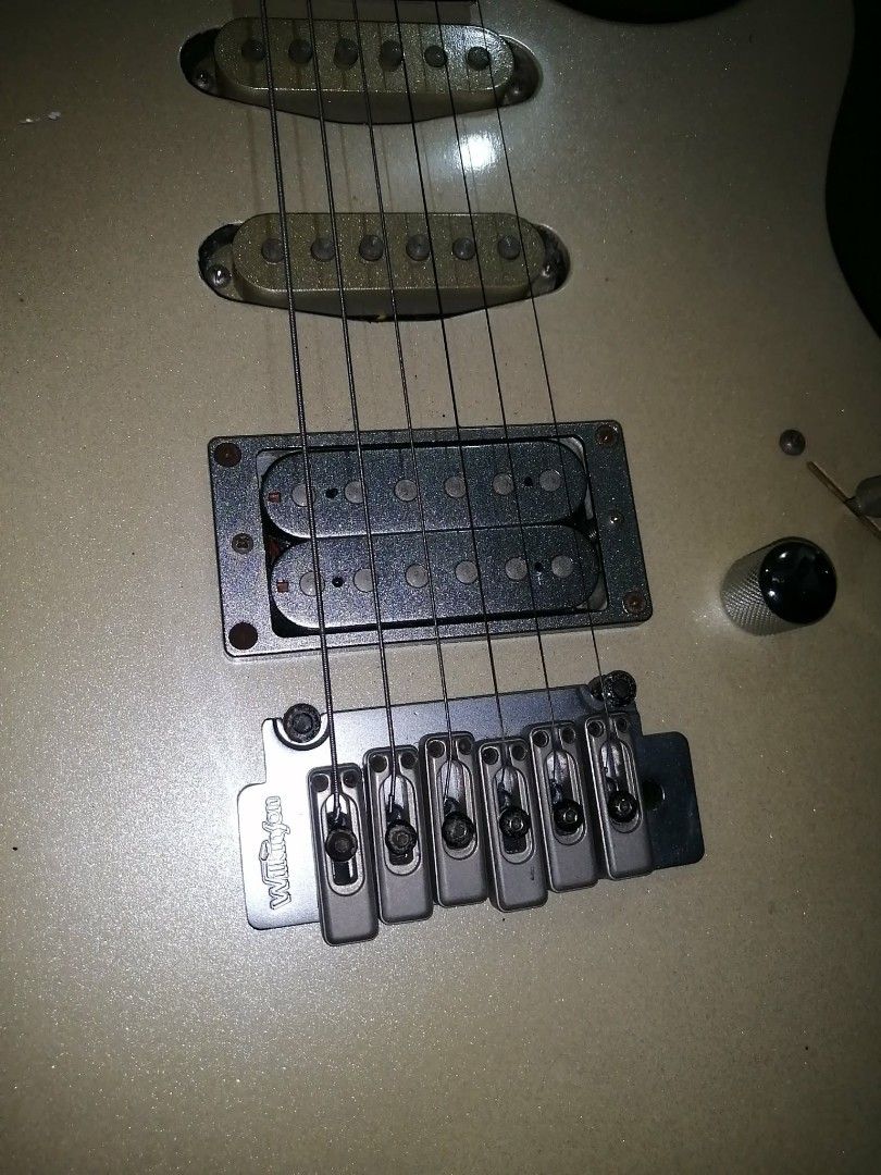 Razo Glayn Shark Builtin OD Dist (Category: Musical Instruments) located in Bacoor. Submitted by aaronxtinshop (Listing ID 1470272708, Image 3). Description: Read Description! Lastprice 7.5k Only Discounted from 10k Slightly used from japan! Razo Glayn Shark Japan Electric Guitar Gotoh tuners Wilkinson bridge Active Pickup Battery operated 9v. Built in OD and Dist. Issue: No 2 Cover at the back In Good working condition! Guitar Only.. Guitar Only