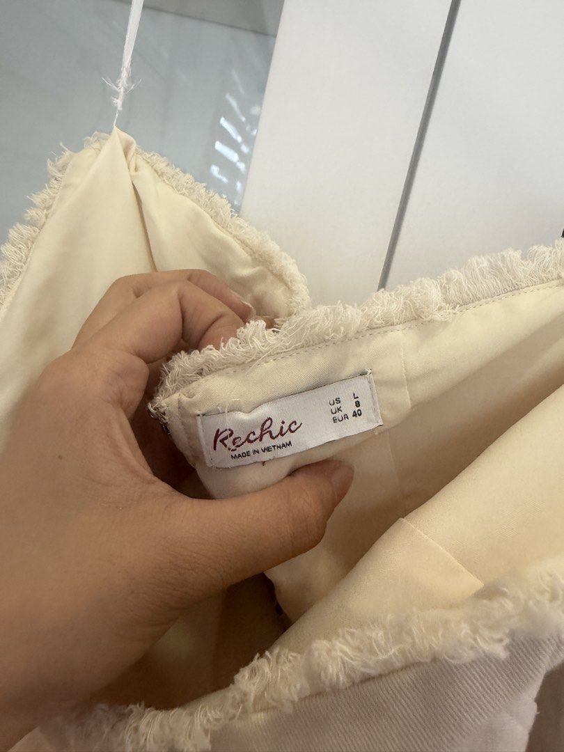 Rechic tube top RESIZED TO A SMALL (Category: Sleeveless) located in Quezon City. Submitted by destashingmycloset (Listing ID 1470193122, Image 2). Description: .