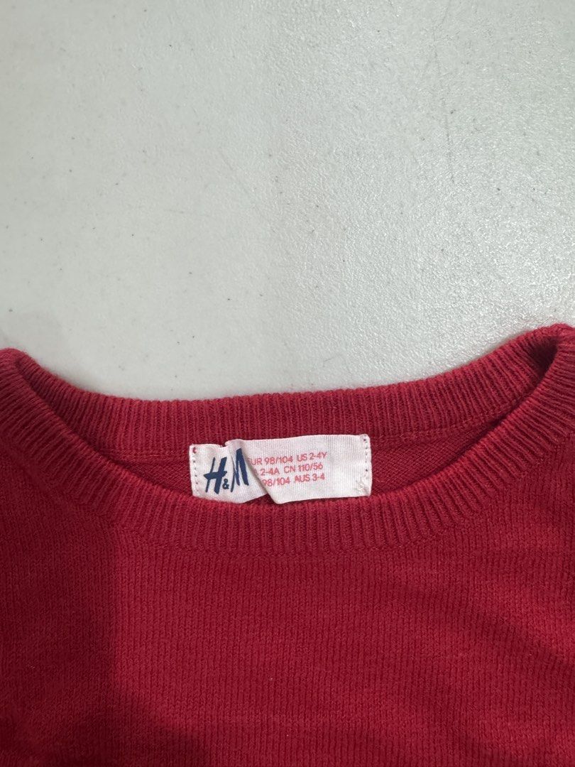 Red knitted (Category: Babies & Kids Fashion) located in Mandaluyong City. Submitted by lovely_things_ph (Listing ID 1470213575, Image 2). Description: .