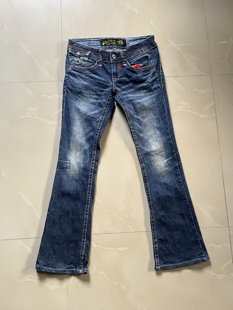 Red Pepper Denim Jeans Flared Rhinestone Studded Pockets (Category: Jeans) located in San Fernando. Submitted by p_thrifts (Listing ID 1470211348, Image 1). Description: 25 on tag pag measured on tape 27.
