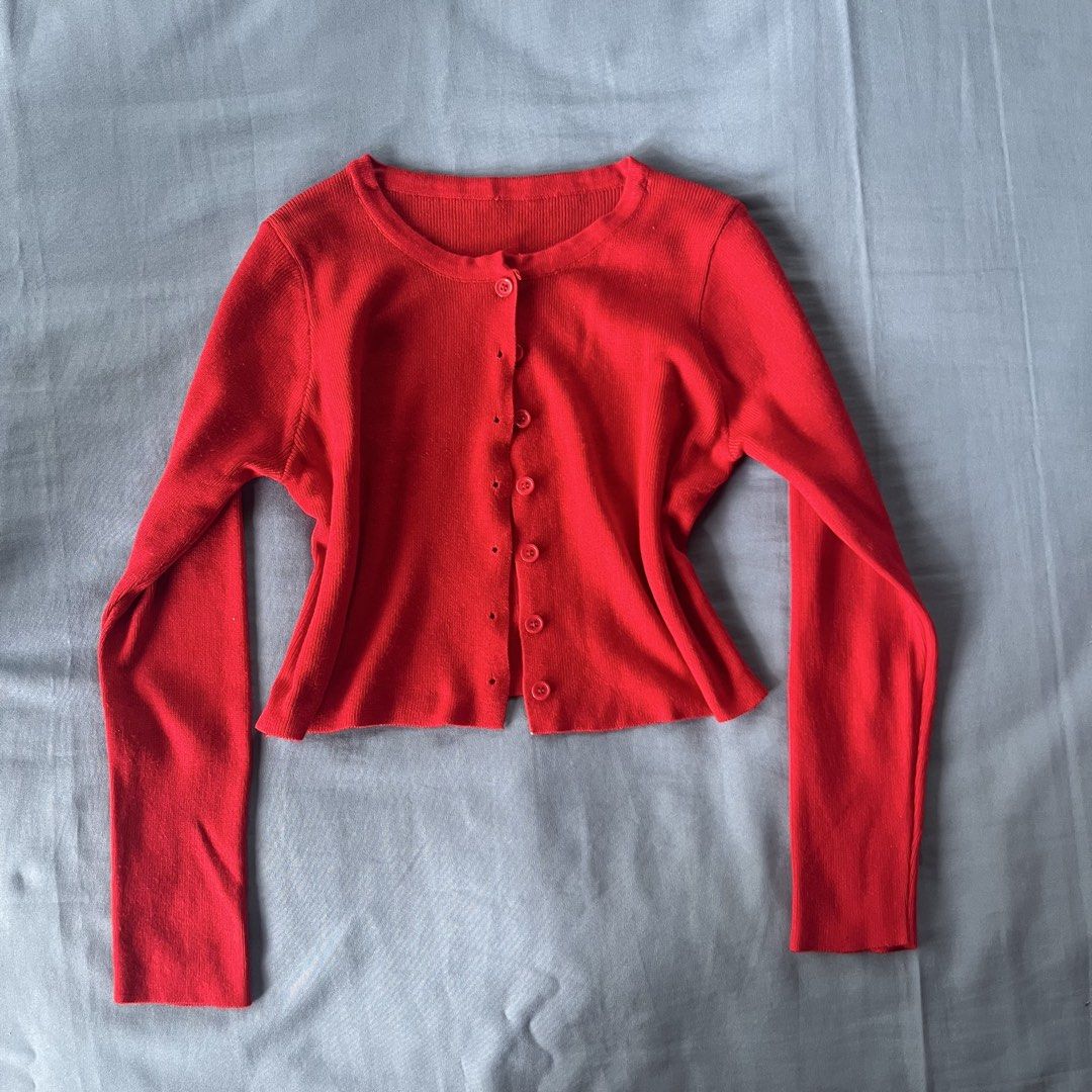 Red Ribbed Knit Button Up Long Sleeve Cardigan (Category: Longsleeves) located in Bocaue. Submitted by frankie_1818 (Listing ID 1470189430, Image 2). Description: - worn twice - rfs: need funds and hindi na nagagamit Loc: UST Manila.