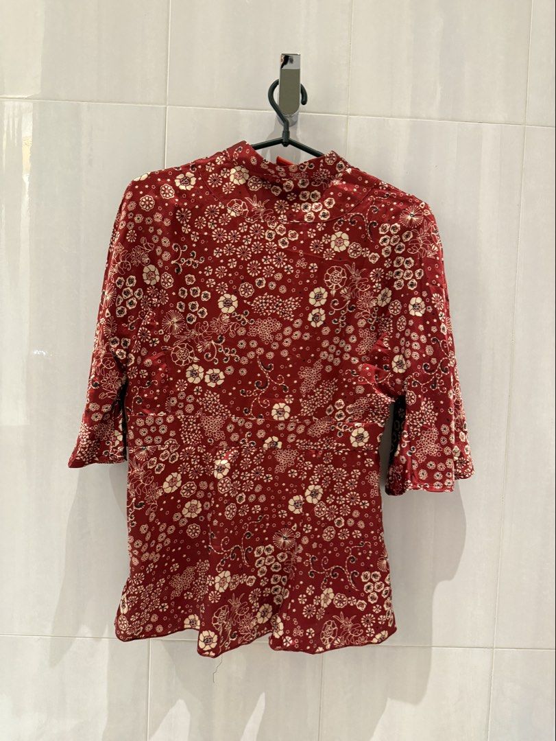 Red Satin Blouse (Category: Blouses) located in Makati City. Submitted by josbd (Listing ID 1470338346, Image 2). Description: .