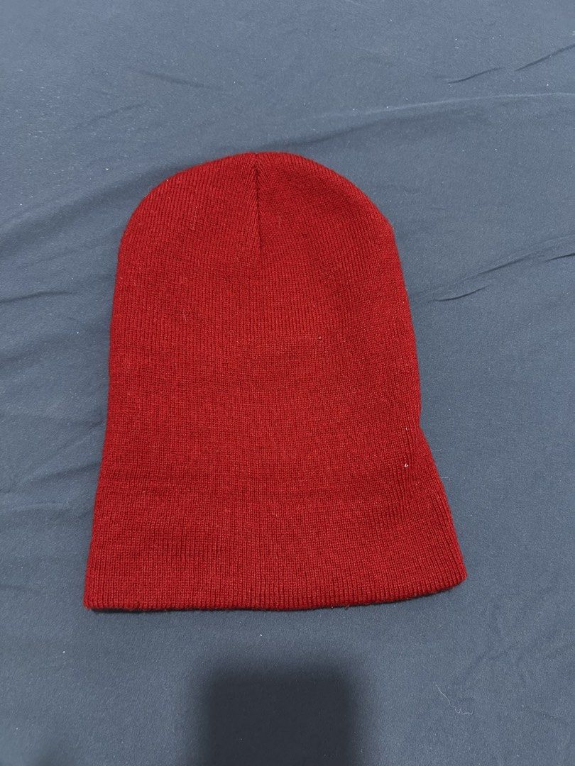 Red Winter Beanie Hat (Category: Hats & Beanies) located in Makati City. Submitted by aizy_sell (Listing ID 1470266674, Image 3). Description: - Color: Red - Material: Soft, thick knit for maximum warmth - Style: Versatile solid color, can be worn cuffed or slouchy - Feature: Easy to pack in a bag or pocket - Condition: Brand new.