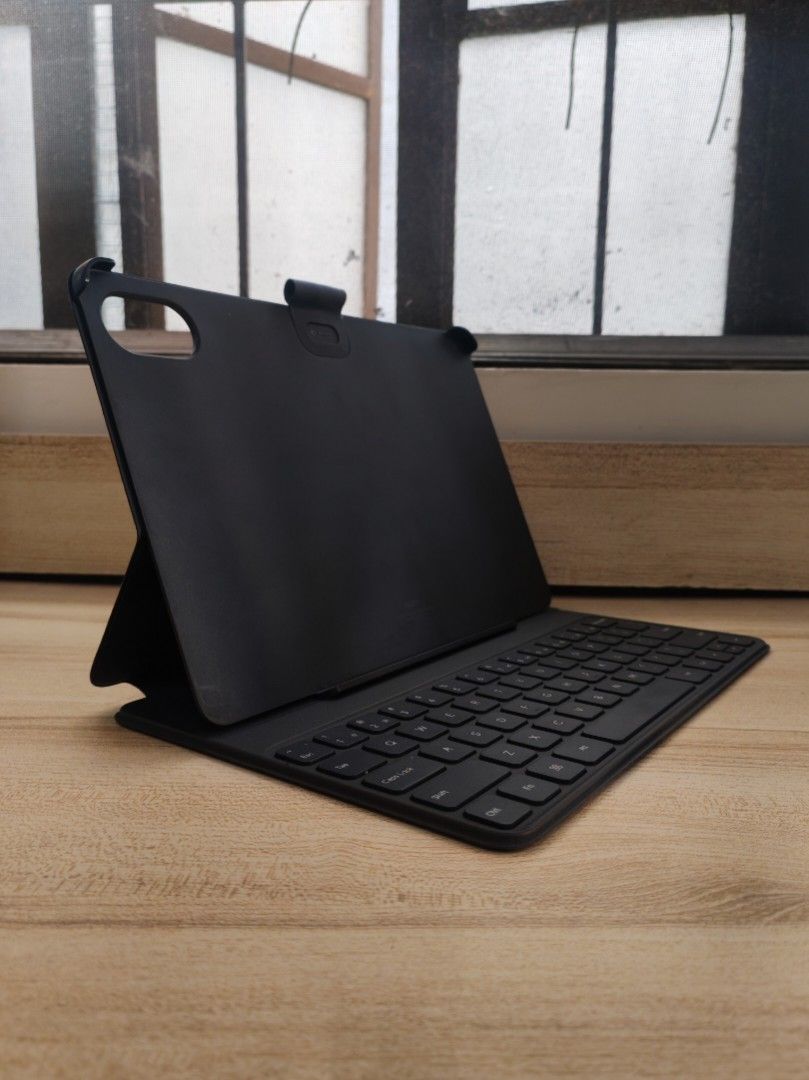 Redmi Pad 2 Pro Keyboard Case (Category: Other Accessories) located in Quezon City. Submitted by sustainagirlie (Listing ID 1470227823, Image 1). Description: • 100% authentic • bluetooth connection • includes extra detachable pen holder • 1.3mm long key travel, 16*16mm large keys, 19mm wide key spacing • PC-grade layout • concave keys • see photos for size reference and more details • more details: in orange app Xiaomi Offical Store Global • bou