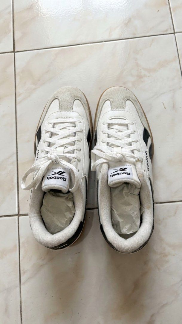 Reebok Smash Edge Trainers (Category: Sneakers) located in Manila. Submitted by dustycreat67752 (Listing ID 1470211618, Image 1). Description: Reebok Smash Edge Trainers Size 5 Brand New No Box .