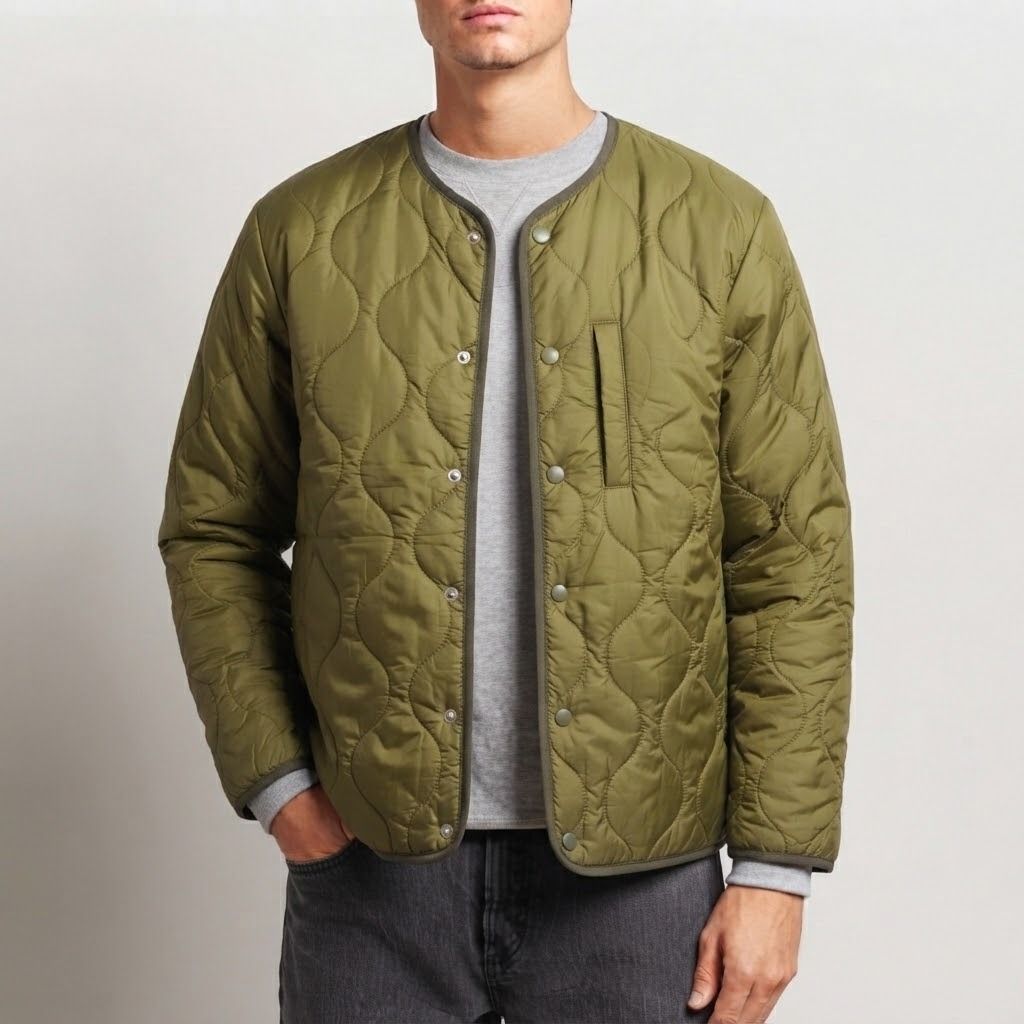 Reversible Quilted Liner Down Jacket L/XL (Category: Coats, Jackets and Outerwear) located in Antipolo. Submitted by bentakahitanoano (Listing ID 1470171698, Image 1). Description: Still in good condition Reversible Size L can fit XL Pit to pit 26 Length 27 Back length 28.5.