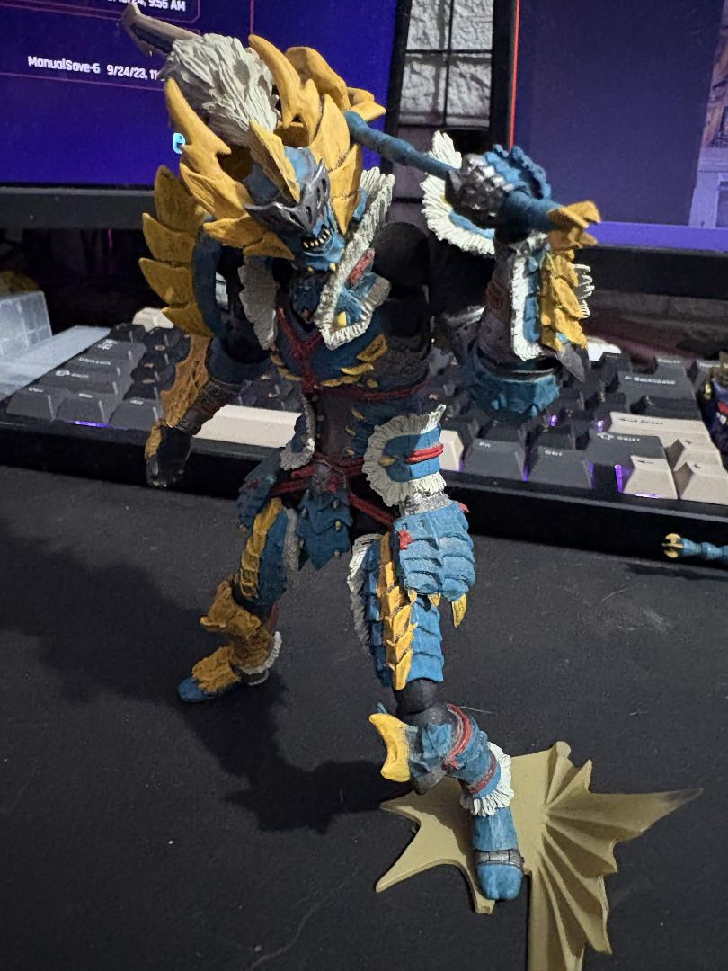 Revoltech Zinogre Armor (Category: Figurines & Statues) located in Malabon City. Submitted by teritus (Listing ID 1470327361, Image 1). Description: No more box and manuals.