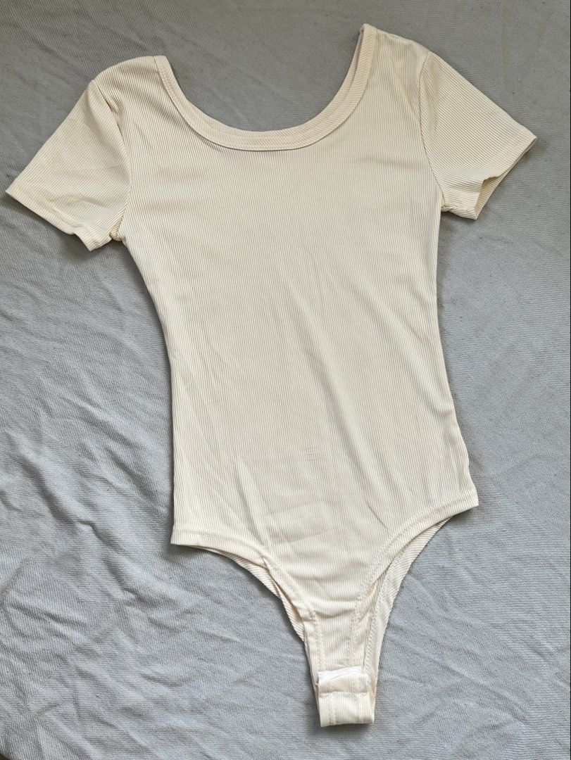 Ribbed Short Sleeve Bodysuit Cream Beige (Category: Blouses) located in Lipa City. Submitted by collbyisidora (Listing ID 1470310812, Image 1). Description: free returns accepted if the item is proven to be fraudulent or misrepresented.💗.