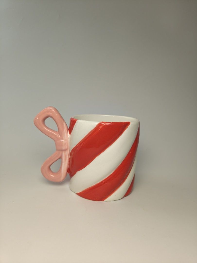 Ribbon mug (Category: Coffee & Tea Tableware) located in Cavite. Submitted by phtmt (Listing ID 1470263021, Image 2). Description: These are factory pull-out items, so minor imperfections or flaws may be present. Please manage your expectations..