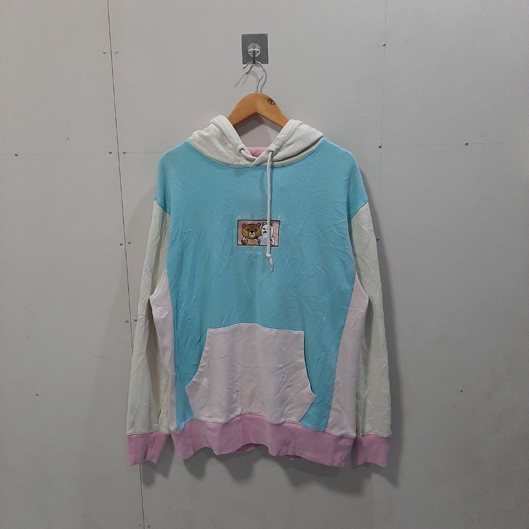 RIP N DIP X TEDDY FRESH (Category: Coats, Jackets and Outerwear) located in San Carlos. Submitted by denzel999 (Listing ID 1470280586, Image 1). Description: LIKENEW NOFLAWS LARGE.