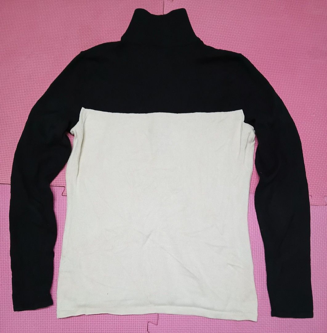 RL POLO sweatshirt (Category: Coats, Jackets and Outerwear) located in Manila. Submitted by 6ram9 (Listing ID 1470201284, Image 3). Description: excellent Condition 17x23 dimes medium on tag.