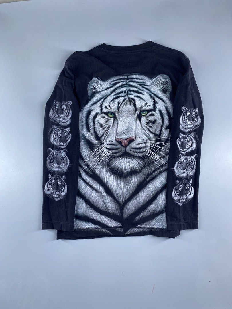 Rock Eagle White Tiger Long Sleeve T-Shirt Black Medium (Category: Tshirts & Polo Shirts ) located in General Santos City (Dadiangas). Submitted by zann_zee (Listing ID 1470259724, Image 2). Description: - Brand: Rock Eagle - Style: Long sleeve crew neck tee with heavy vintage vibe Size - Small - Medium Width - 19.5 Length - 27 Issue:None Condition:excellent Color rate: 9.5/10.