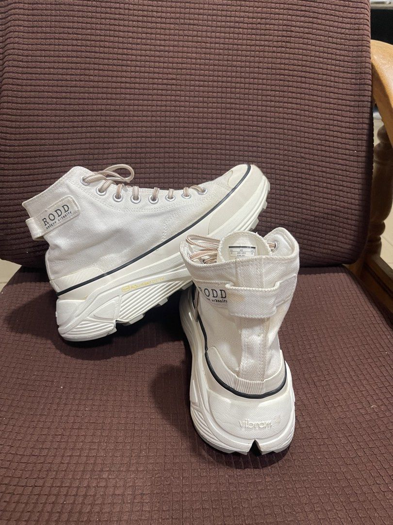 RODD High Top Sneakers White Size US 8 EU 41 (Category: Sneakers) located in Davao. Submitted by rcgulanes.moon (Listing ID 1470156469, Image 3). Description: - Brand/Model: RODD high top canvas sneakers - Color: White with unique patterned laces - Size: EU 41 / US 8 / KR 260-265 - Sole: Chunky platform with durable Vibram yellow dot tread - Condition: Minor signs of wear on uppers and soles, still solid and sturdy overall - Perfect for street st