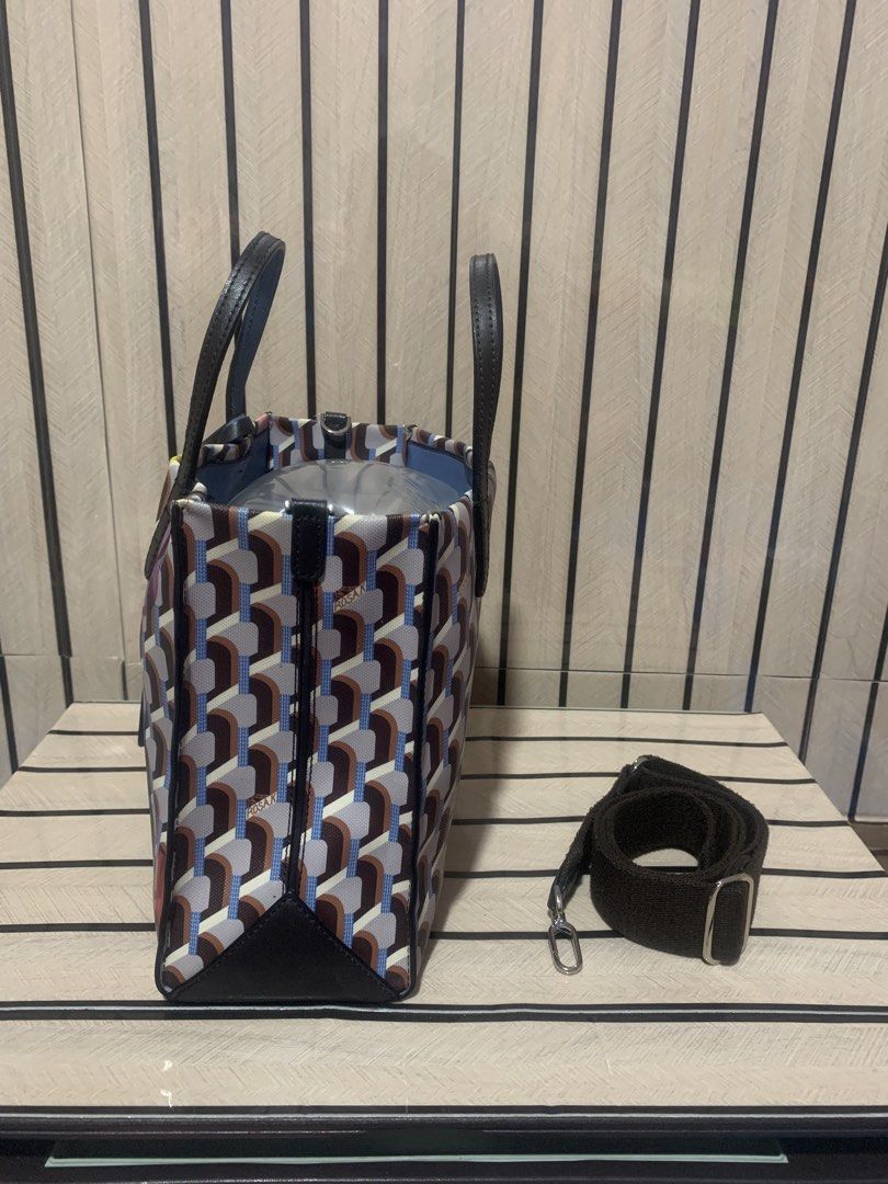 Rosa K. Cabas Untitled Weekender Tote (Category: Cross-body Bags) located in San Fernando. Submitted by preluxuria_online_shop (Listing ID 1470281247, Image 3). Description: .