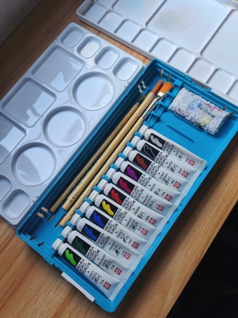 Sakura acrylic gouache paint (Category: Craft Supplies & Tools) located in Cebu City. Submitted by cassiopea_01 (Listing ID 1470208506, Image 1). Description: .