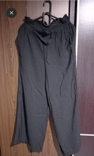 (Category: ) located in . Submitted by jensapparel (Listing ID 1470152253, Image 1). Description: .