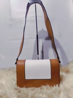 (Category: ) located in . Submitted by secondhand.shop.ph (Listing ID 1470327425, Image 1). Description: .