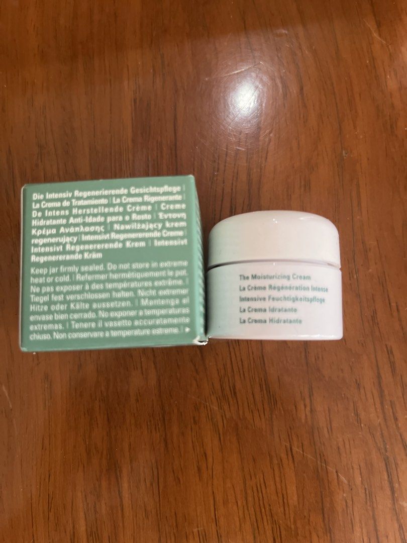 SALE LA MER MOISTURIZER CREAM (Category: Face Care) located in Manila. Submitted by luxeclassyshop (Listing ID 1470203636, Image 3). Description: SALE LA MER MOISTURIZER CREAM 7ml Original 5 .
