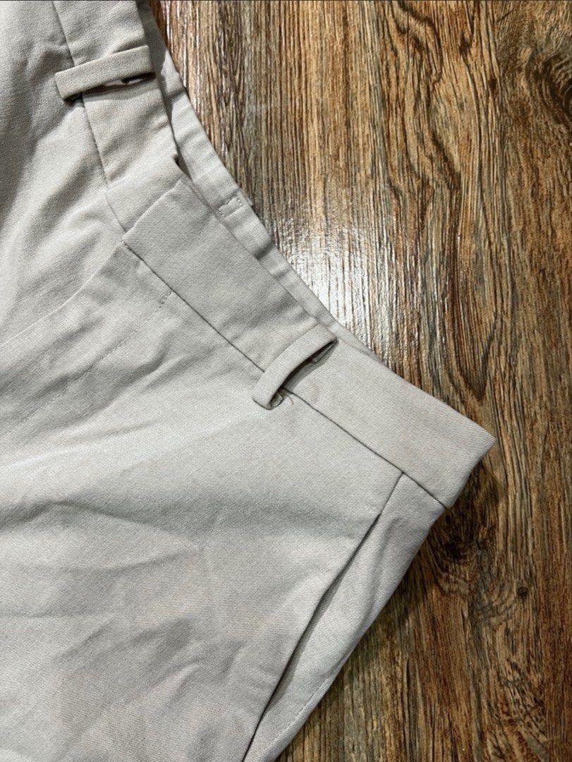 SALE‼️Uniqlo smart pants (Category: Jeans) located in San Jose del Monte. Submitted by senorita_wella (Listing ID 1470290403, Image 3). Description: .